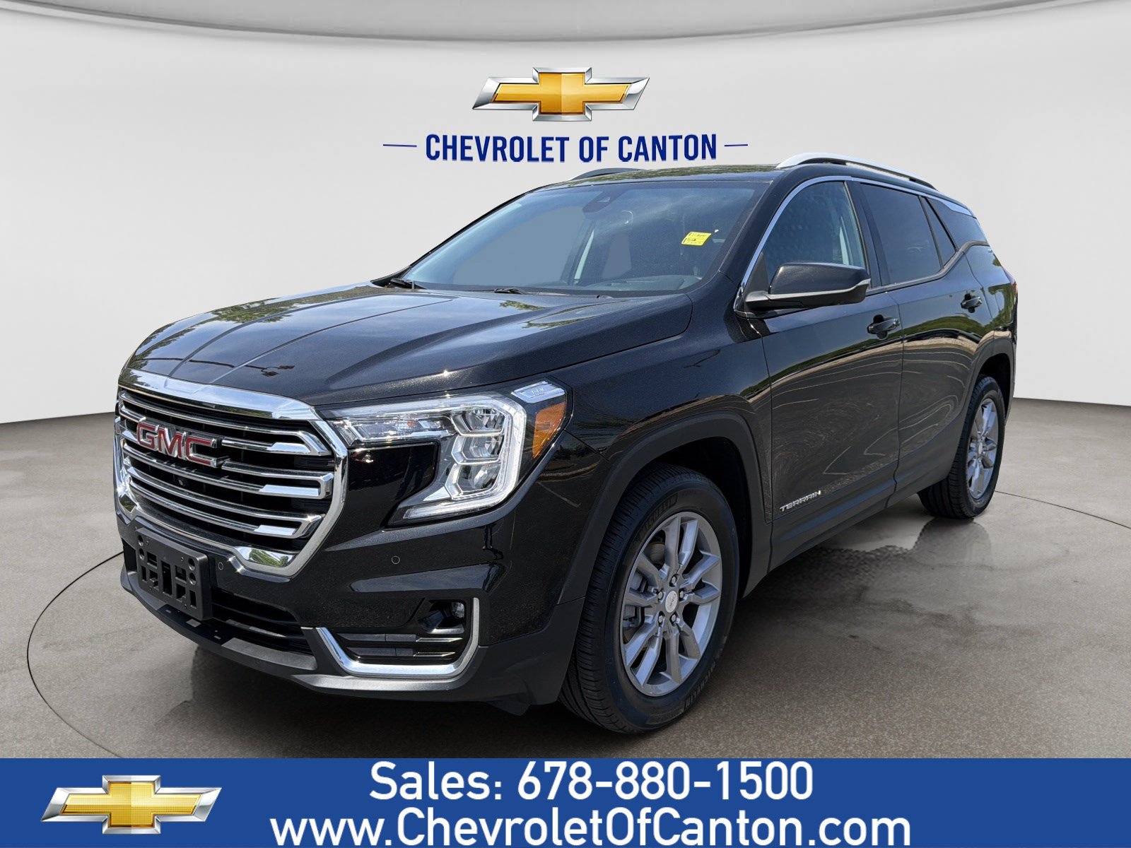 Used 2022 GMC Terrain SLT w/ Tech Package