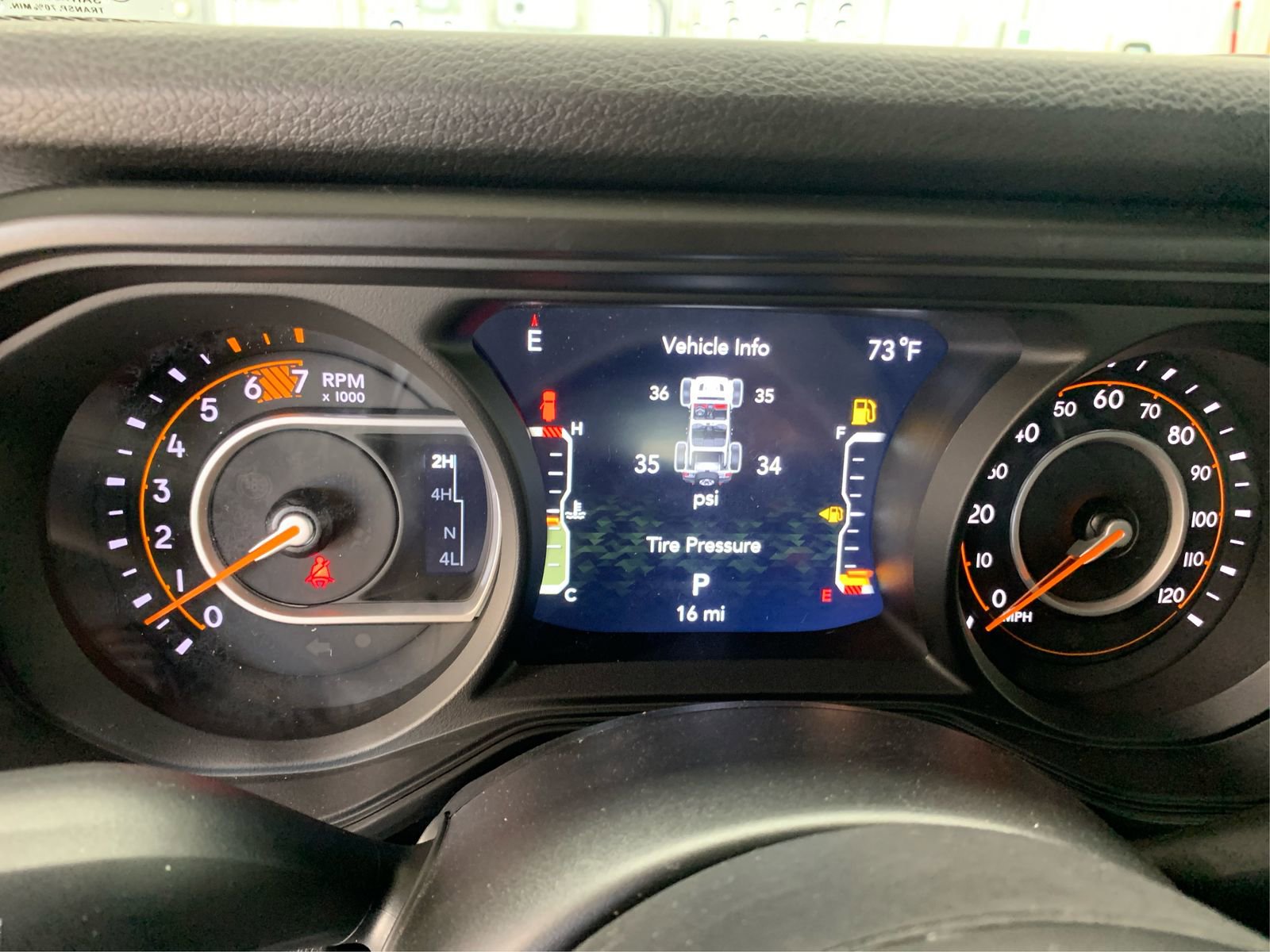 Used 2025 Jeep Wrangler Sport S image 16