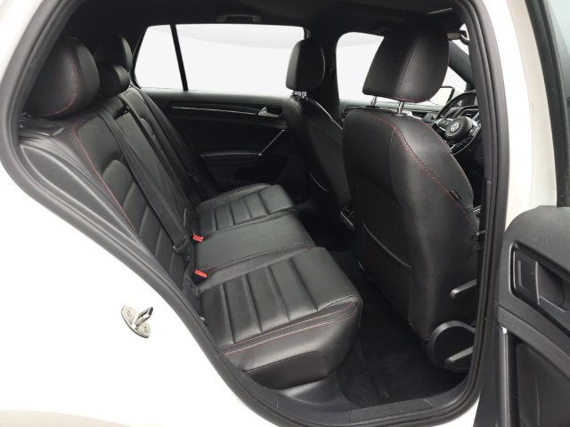 Used 2015 Volkswagen GTI SE FWD image 36