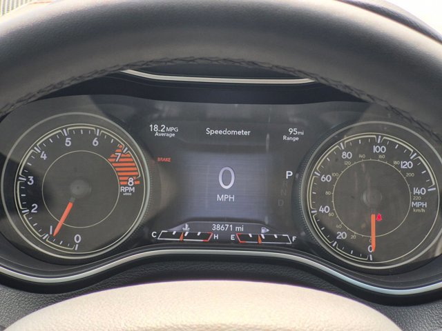 Used 2022 Jeep Cherokee Trailhawk w/ Sun, Sound & Nav Group AWD/4WD image 6