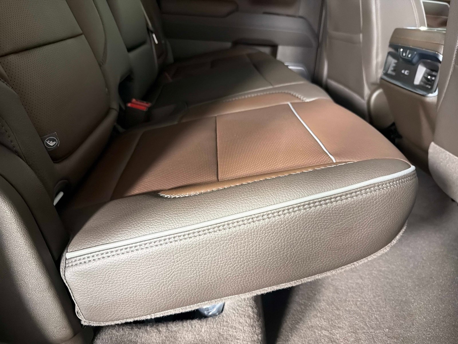 Used 2025 GMC Sierra 2500 Denali w/ Denali Reserve Package image 28