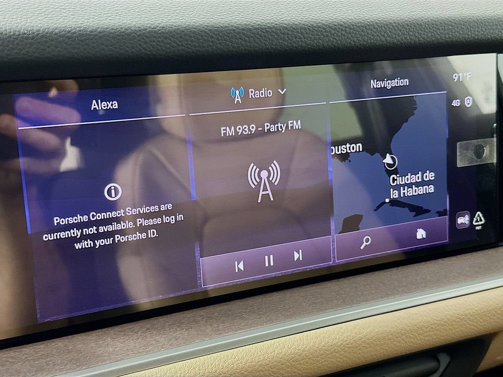 New 2026 Porsche Cayenne Coupe AWD/4WD image 14