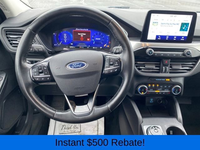 Used 2022 Ford Escape Titanium image 7