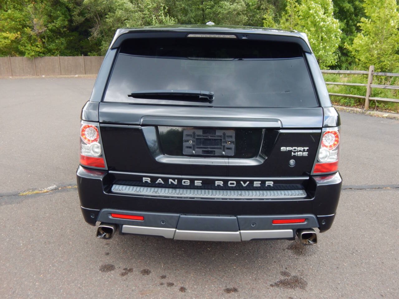 Used 2011 Land Rover Range Rover Sport HSE AWD/4WD image 17