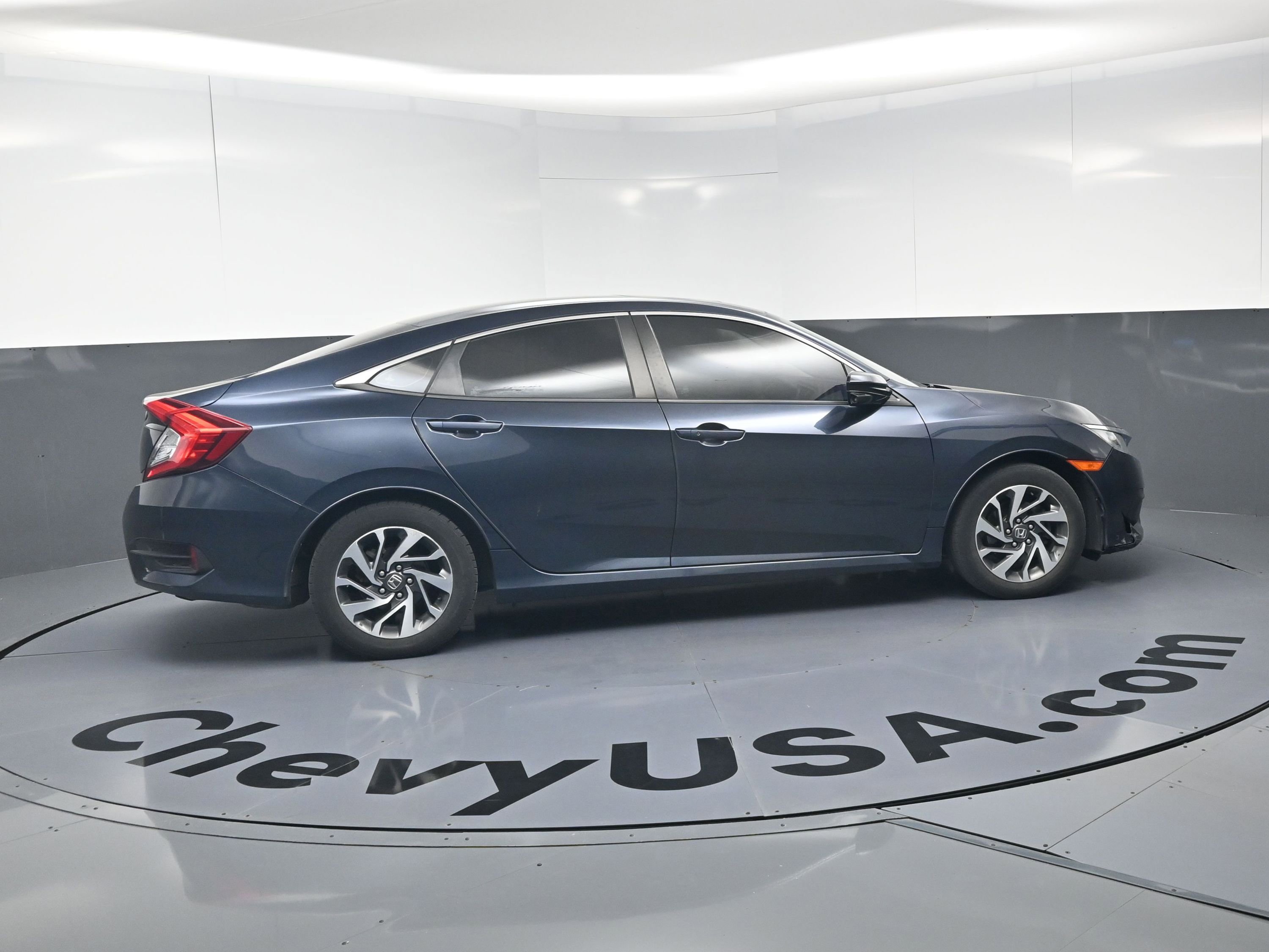 Used 2016 Honda Civic EX image 10