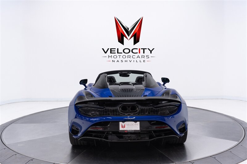 Used 2024 McLaren 750S Spider RWD image 16