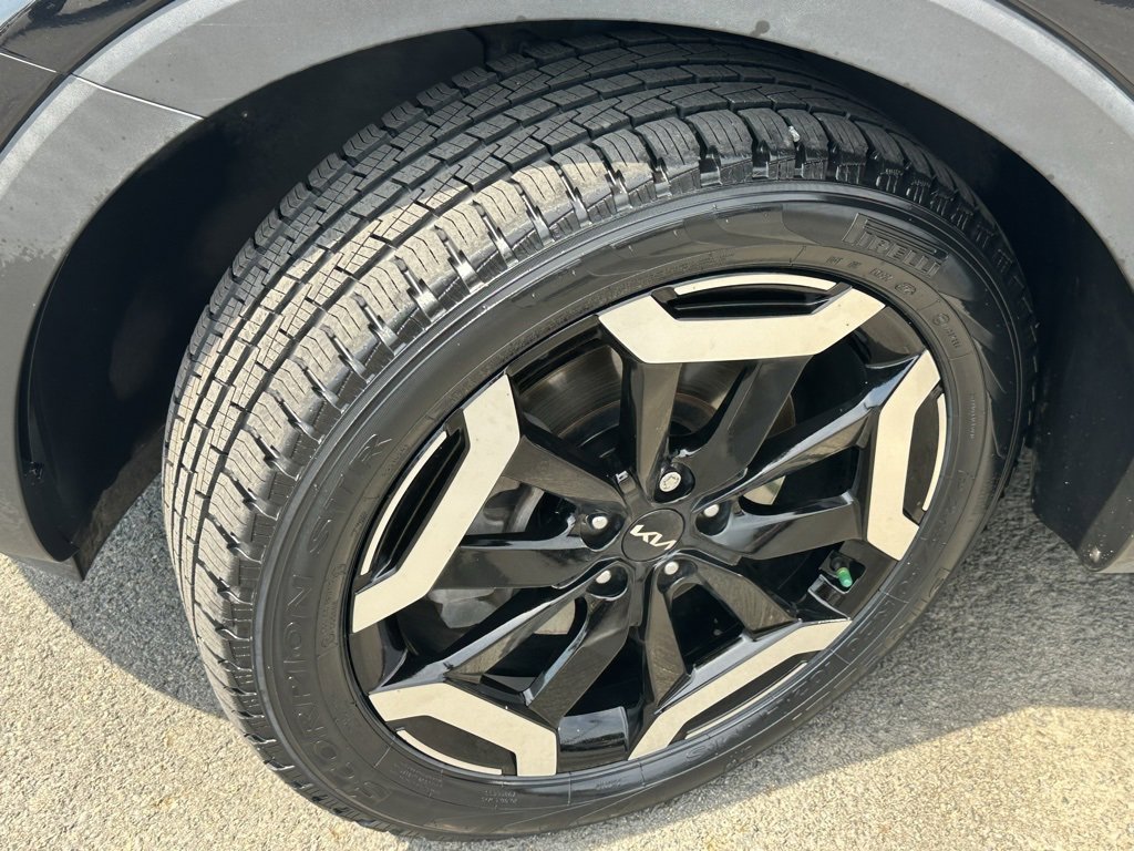 Used 2024 Kia Telluride S image 38