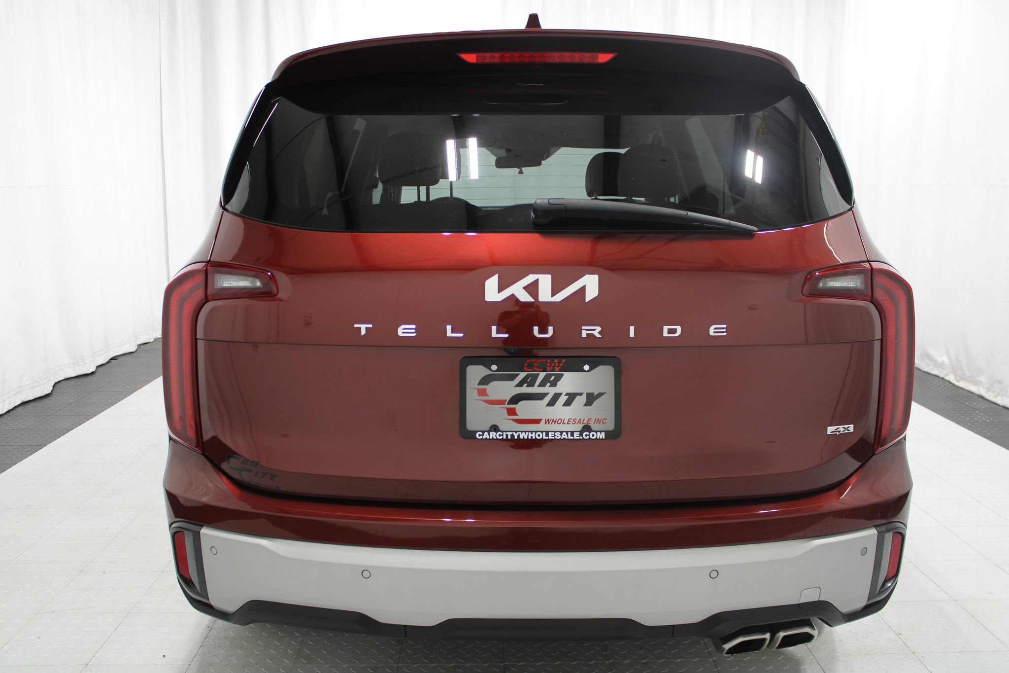 Used 2023 Kia Telluride S AWD/4WD image 7