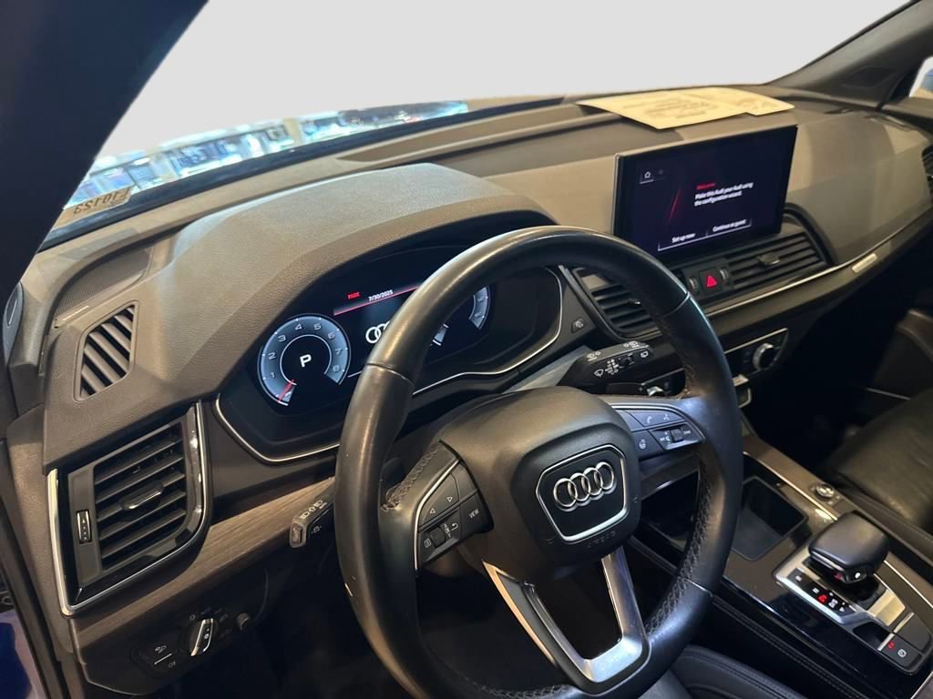 Used 2023 Audi Q5 2.0T Premium Plus w/ Premium Plus Package AWD/4WD image 12