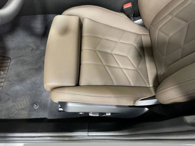 Certified 2026 BMW i5 eDrive40 w/ Premium Package AWD/4WD image 22