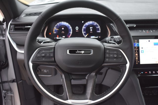 New 2026 Jeep Grand Cherokee Altitude AWD/4WD image 21