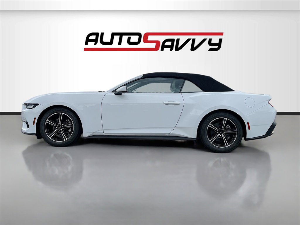 Used 2024 Ford Mustang Premium image 4