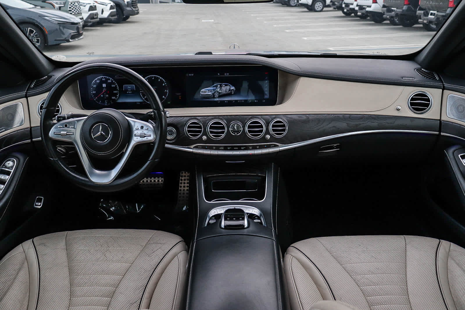 Used 2018 Mercedes-Benz S 560 Sedan image 16