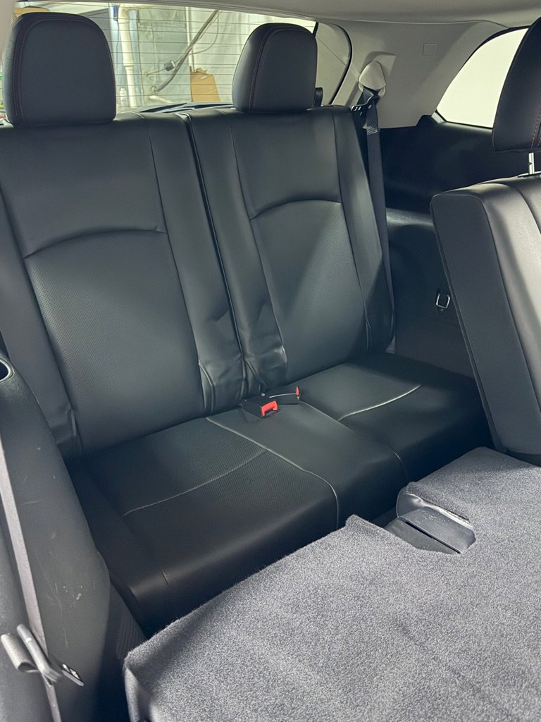 Used 2015 Dodge Journey R/T w/ Flexible Seating Group image 10