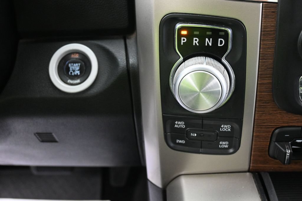 Used 2015 RAM 1500 Laramie w/ Convenience Group AWD/4WD image 12