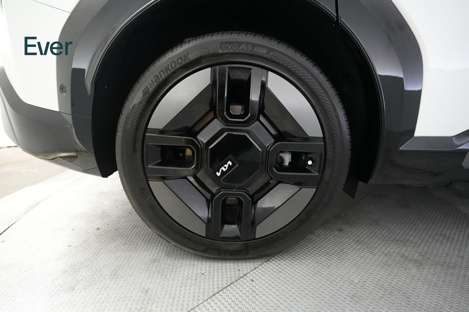 Used 2024 Kia EV9 GT-Line AWD/4WD image 22