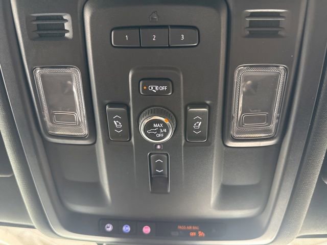 Used 2023 GMC Yukon XL Denali AWD/4WD image 51