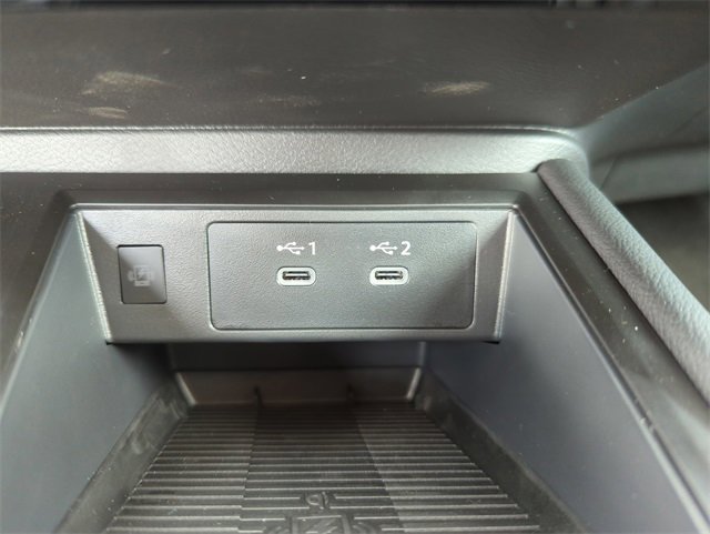 New 2026 Nissan Kicks SR w/ Cold Weather Package image 33