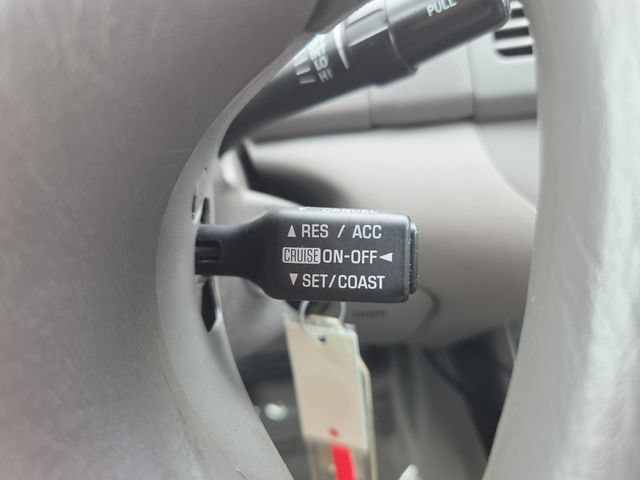 Used 2003 Toyota Camry XLE FWD image 25