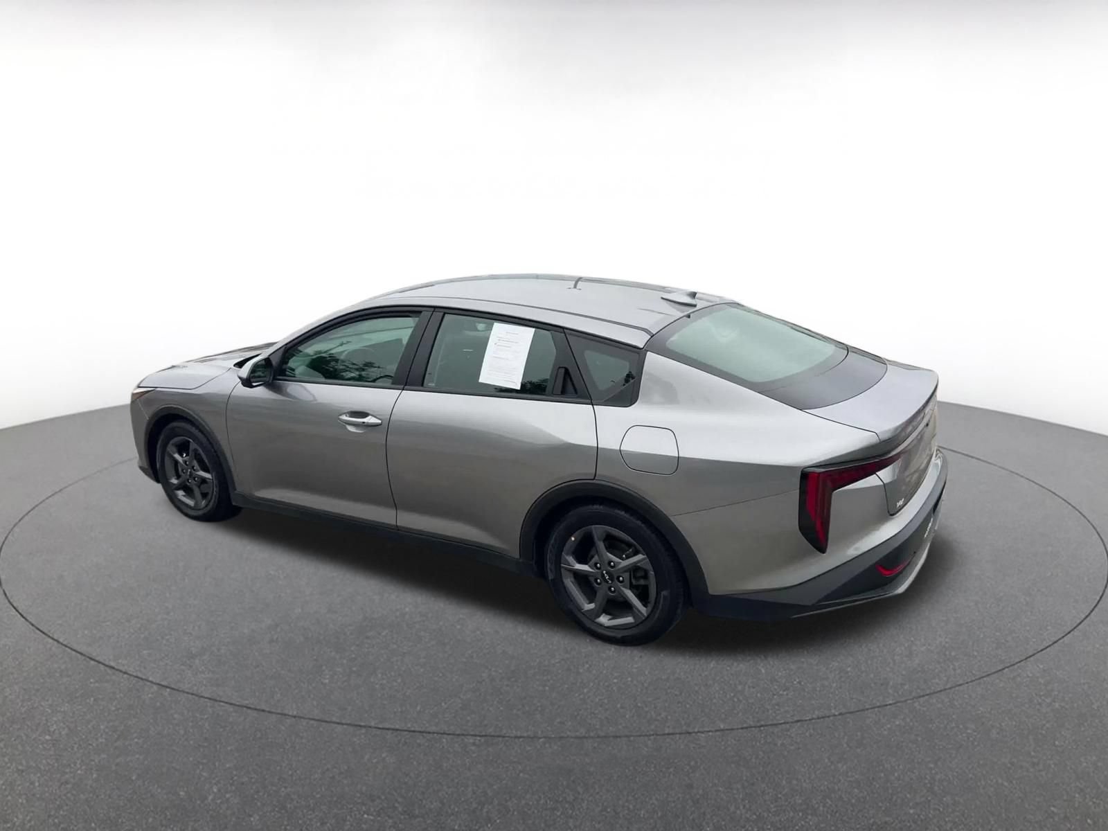 Used 2025 Kia K4 FWD image 9