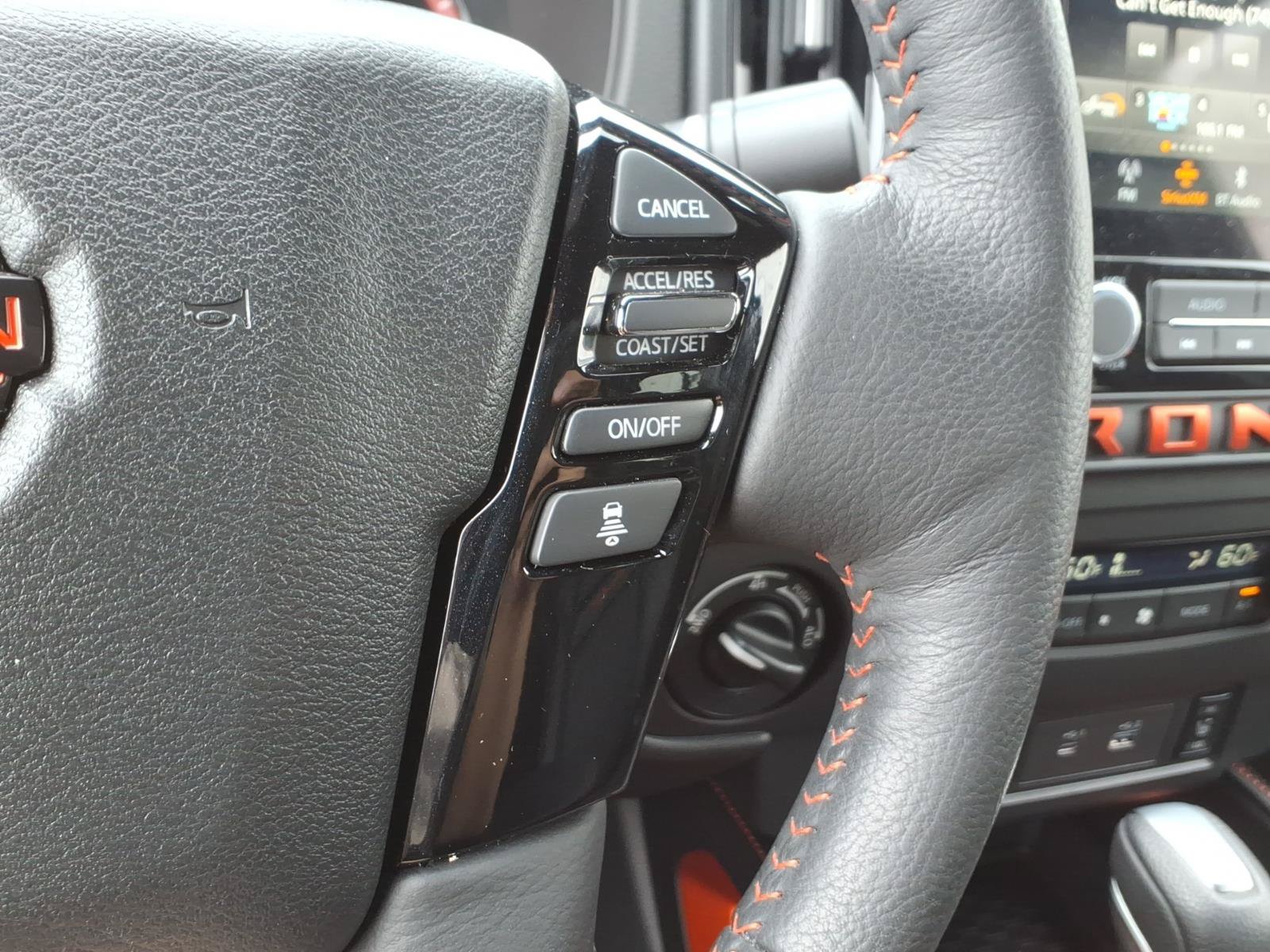 Used 2025 Nissan Frontier PRO-4X w/ Pro Premium Package AWD/4WD image 16