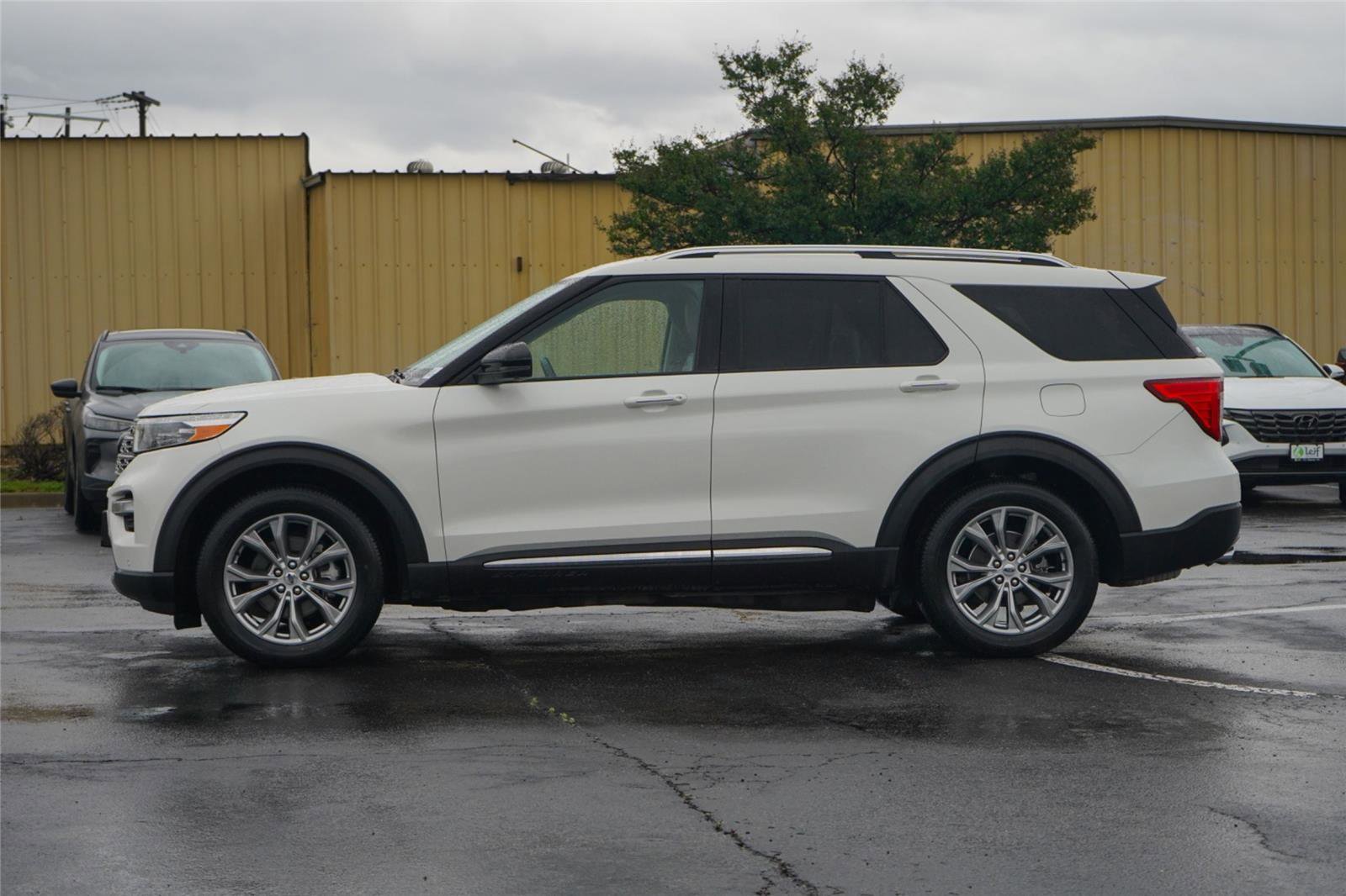 Used 2020 Ford Explorer Limited image 8