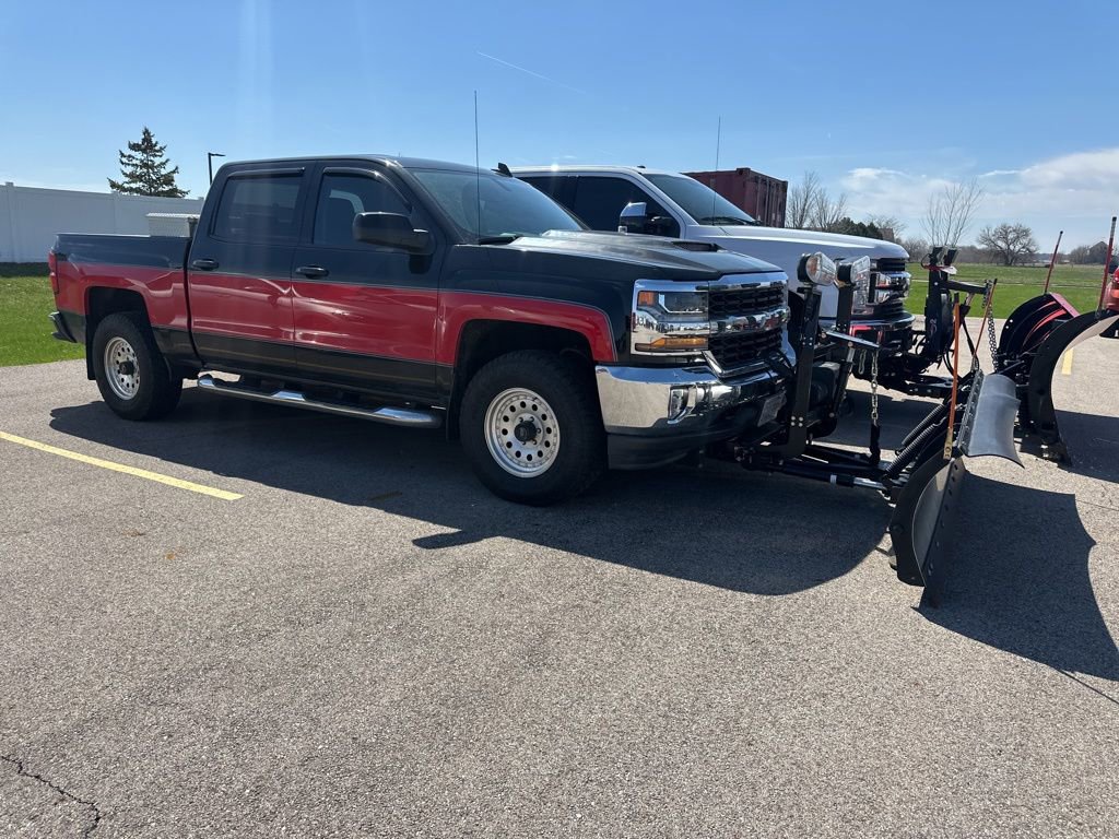 Used 2018 Chevrolet Silverado 1500 LT w/ All Star Edition image 6