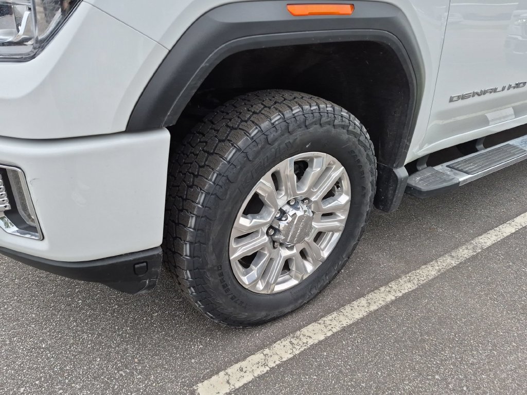 Used 2021 GMC Sierra 2500 Denali w/ Denali Ultimate Package AWD/4WD image 3