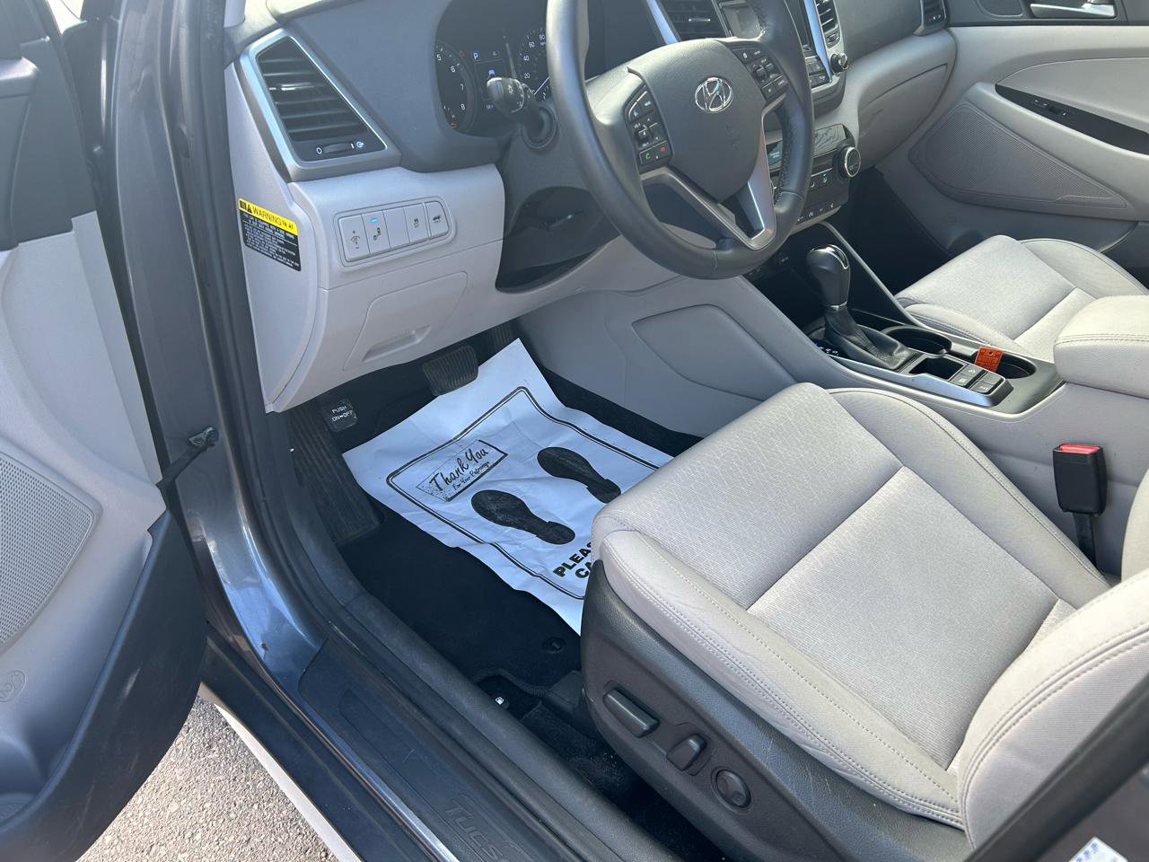 Used 2017 Hyundai Tucson Sport w/ Cargo Package image 9