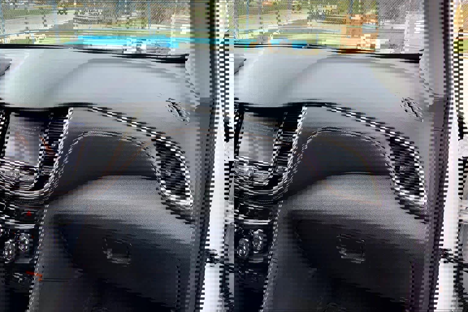 Used 2020 Chevrolet Trax LT image 17