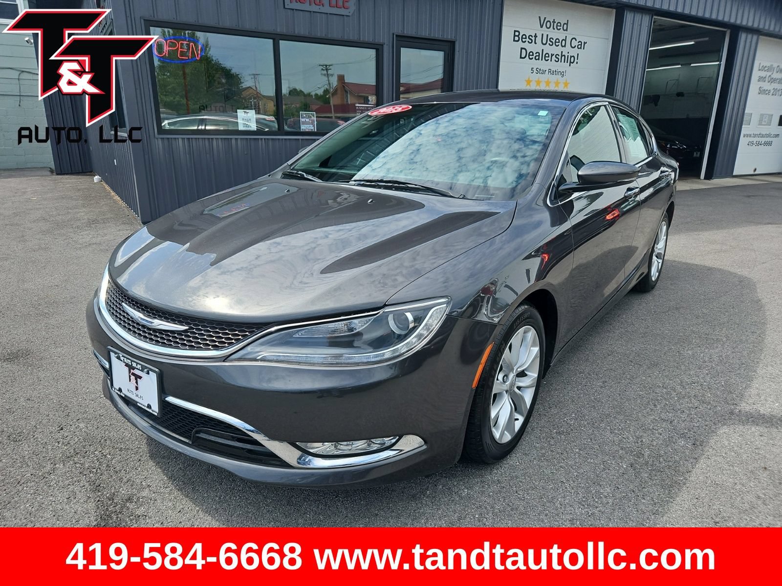 Used 2015 Chrysler 200 C w/ Navigation & Sound Group I FWD image 1