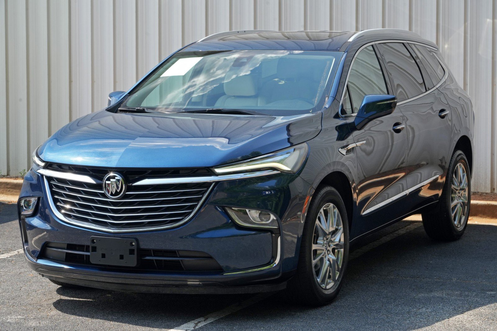 Used 2023 Buick Enclave Essence w/ Experience Buick Package FWD image 46