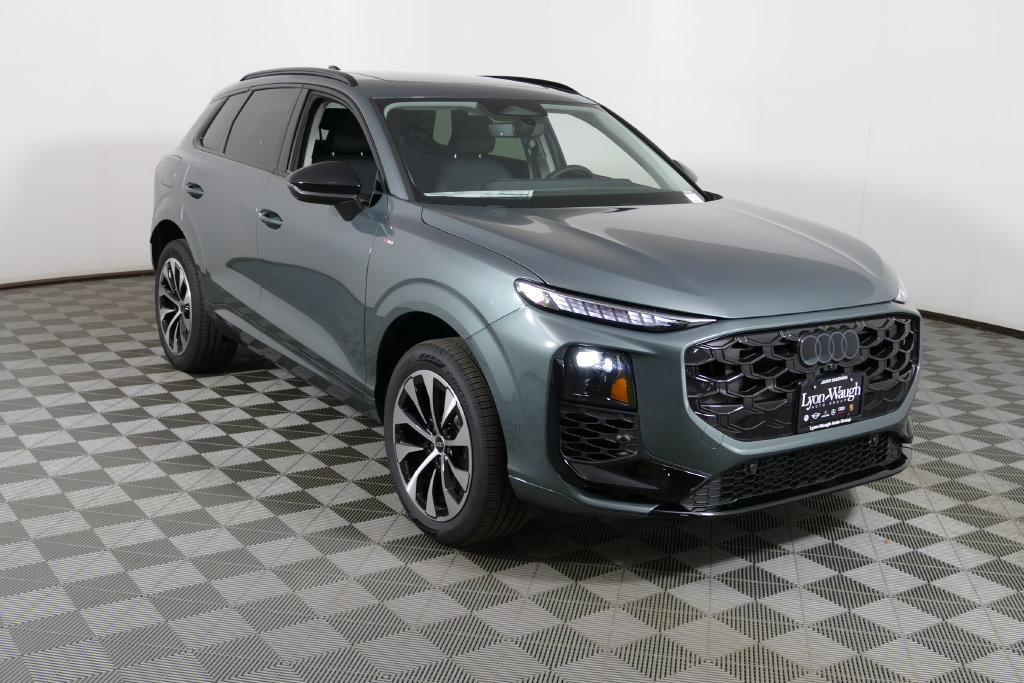 New 2026 Audi Q3 quattro 2.0T