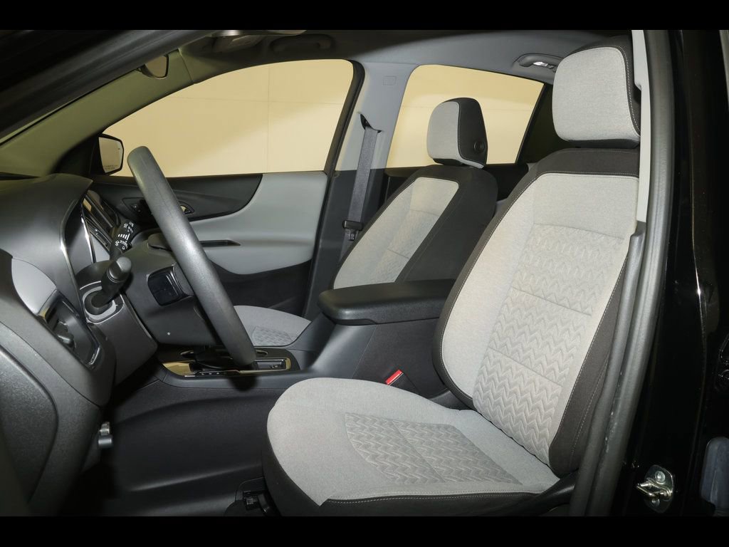 Used 2024 Chevrolet Equinox LS w/ Driver Confidence II Package image 20