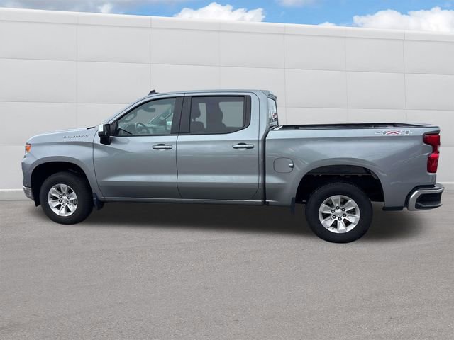 Used 2024 Chevrolet Silverado 1500 LT image 2