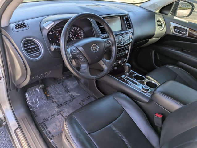 Used 2014 Nissan Pathfinder Platinum w/ Platinum Premium Package image 9