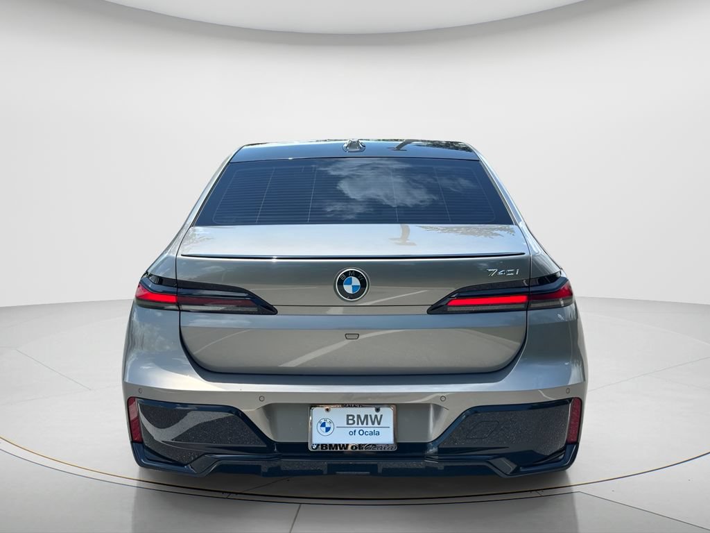 Certified 2023 BMW 740i RWD image 6