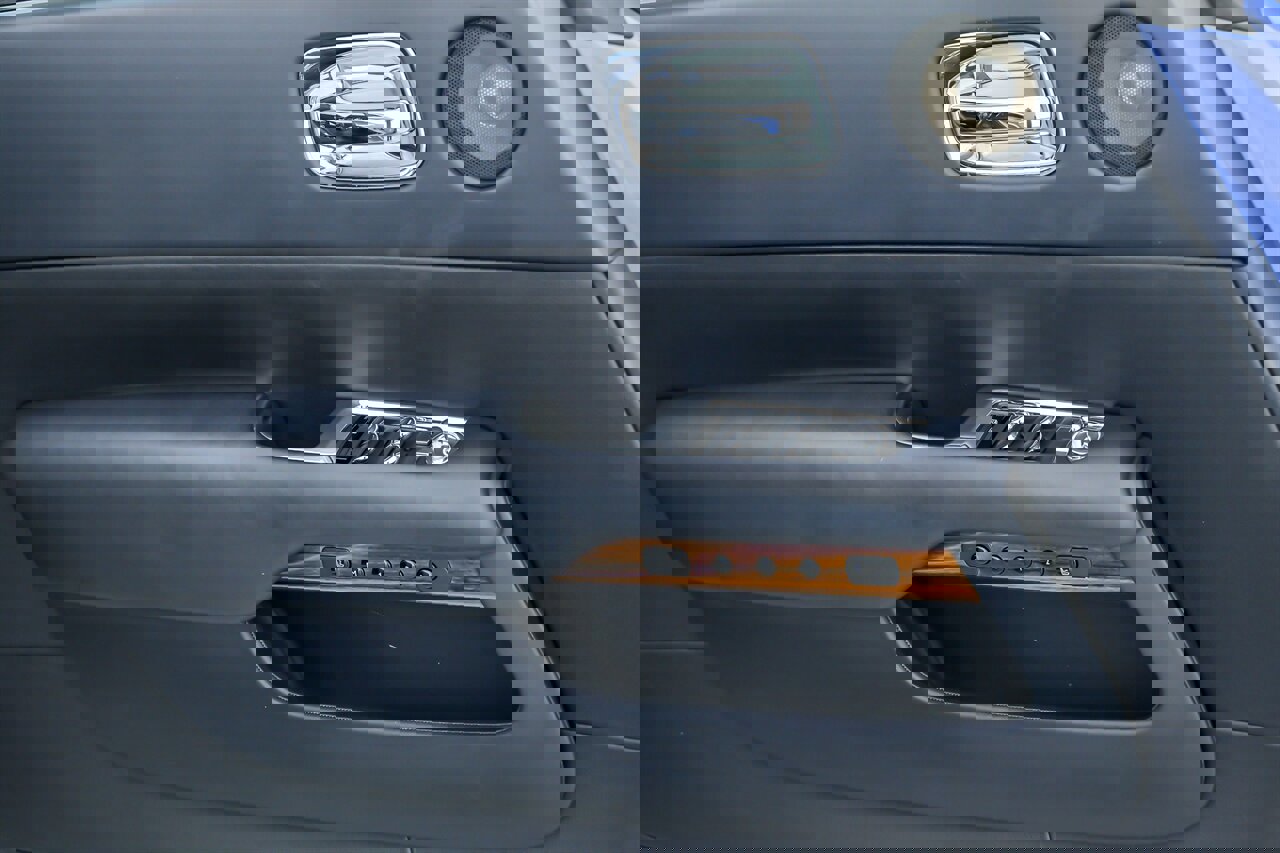 Used 2014 Rolls-Royce Wraith image 18