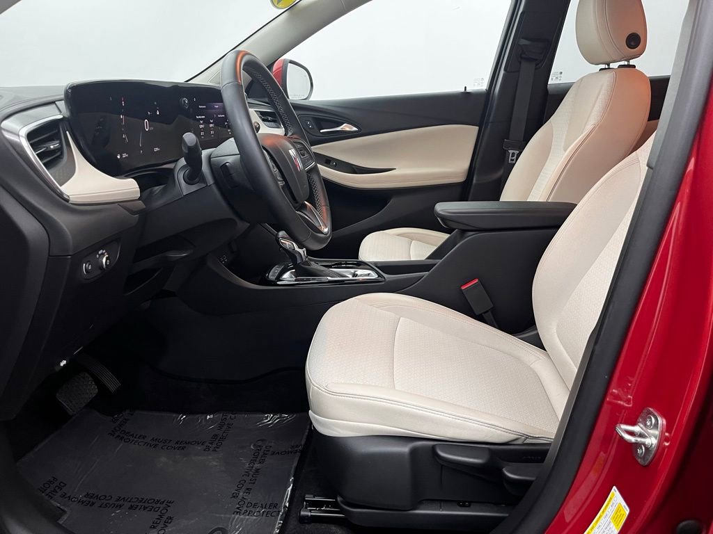 Used 2024 Buick Encore GX Preferred FWD image 17