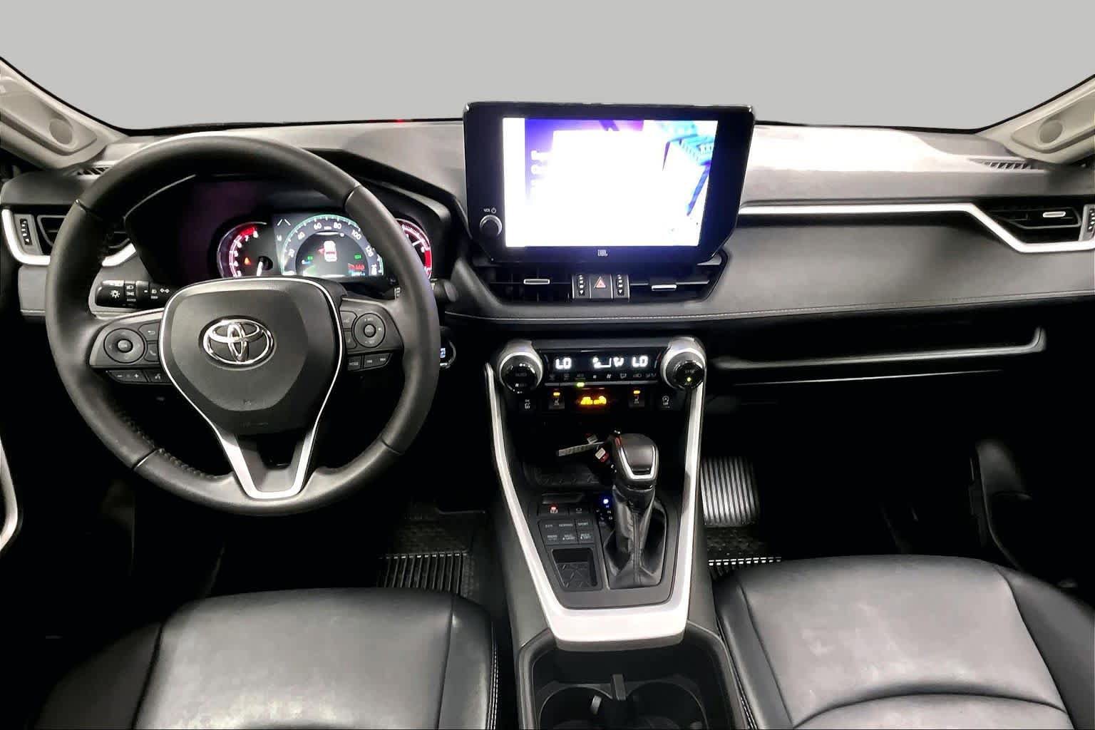 Used 2023 Toyota RAV4 XLE Premium AWD/4WD image 15