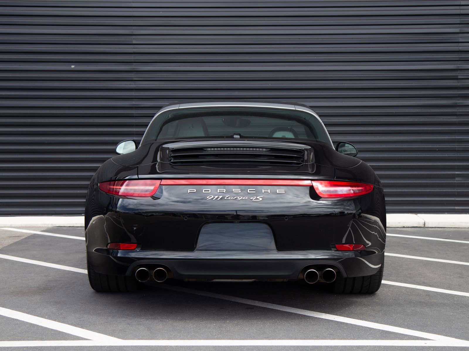 Certified 2016 Porsche 911 Targa 4S AWD/4WD image 3