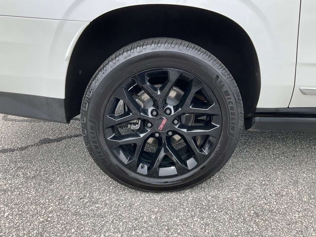 Used 2022 GMC Yukon XL Denali AWD/4WD image 30