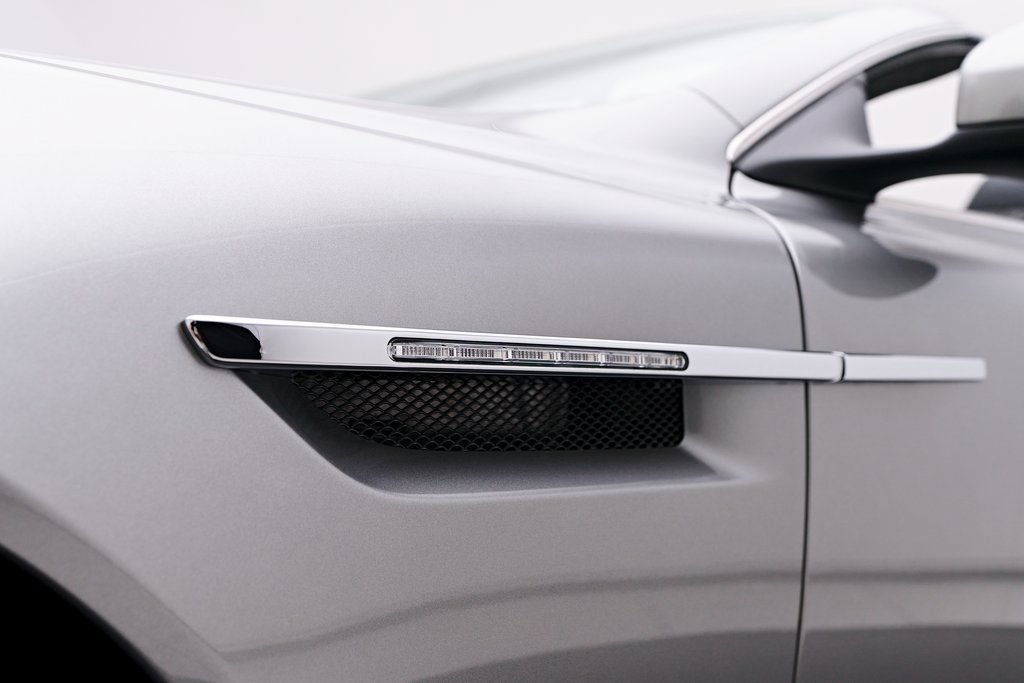 Used 2016 Aston Martin DB9 GT RWD image 29