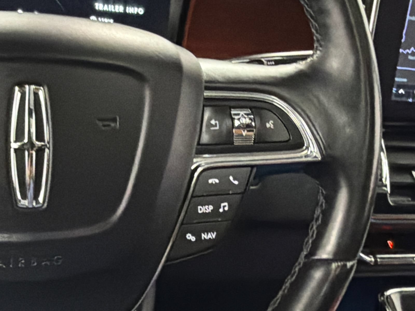 Used 2020 Lincoln Navigator Reserve AWD/4WD image 23