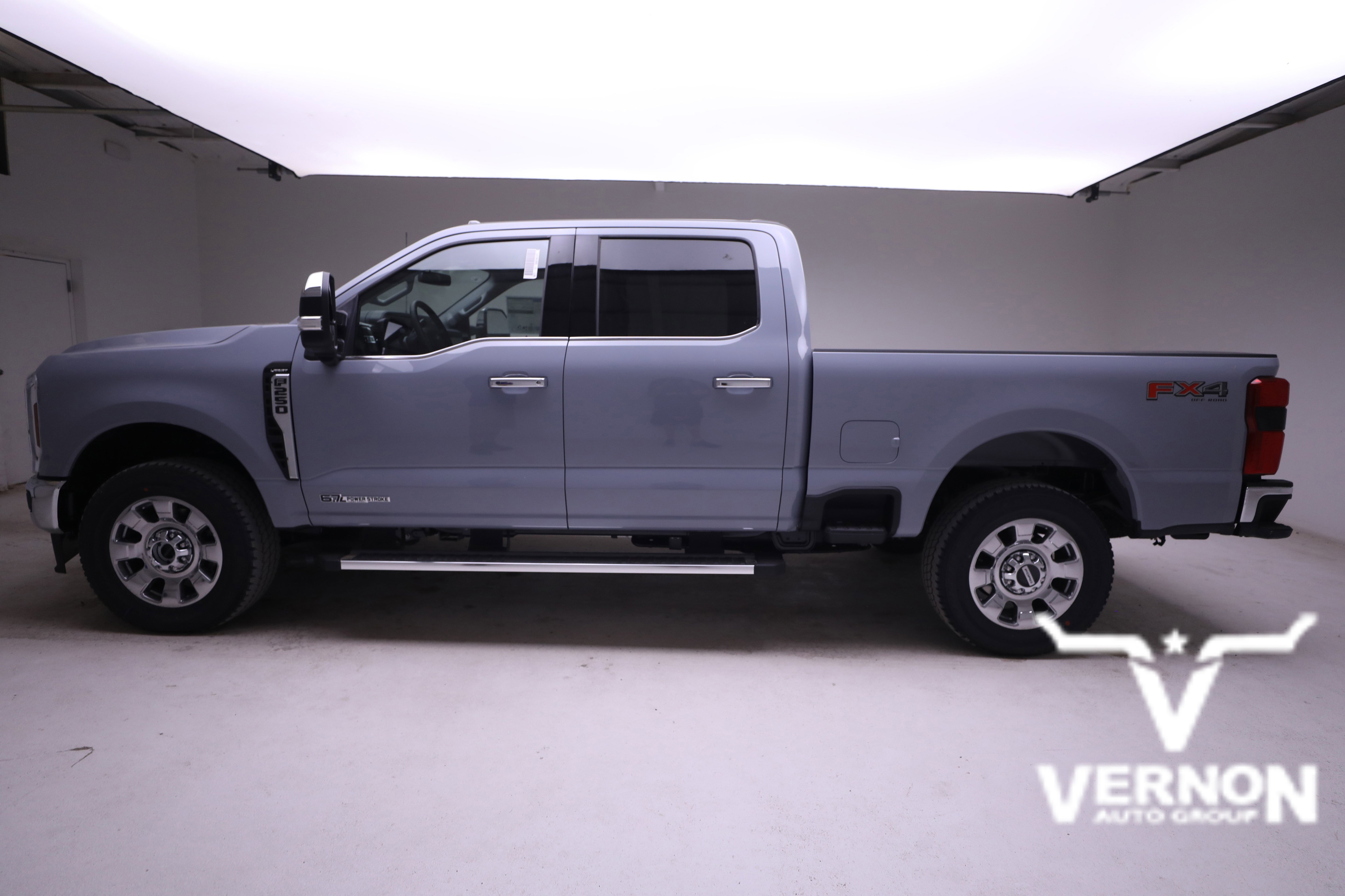 New 2026 Ford F250 Lariat w/ Chrome Package image 2