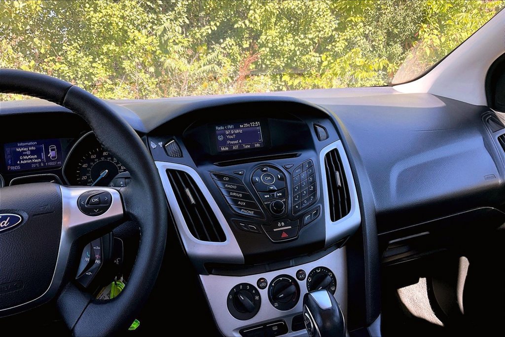 Used 2013 Ford Focus SE FWD image 6