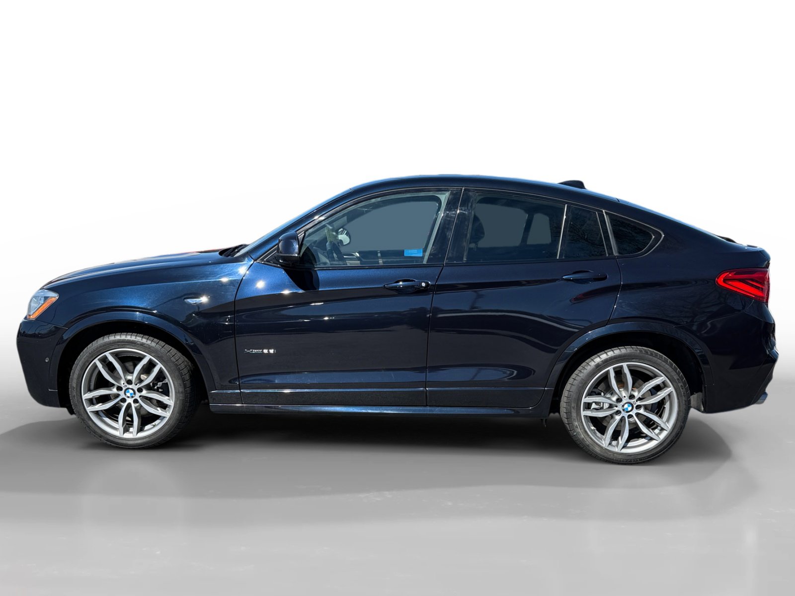 Used 2017 BMW X4 xDrive28i image 2