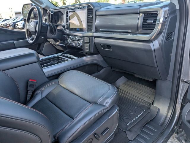 Used 2024 Ford F350 Lariat w/ Lariat Ultimate Package image 15