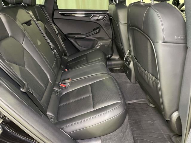 New 2026 Porsche Macan image 22