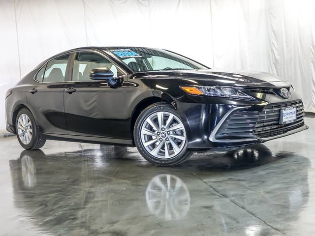 Used 2024 Toyota Camry LE FWD video 2